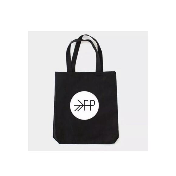 Freshly Picked Tote And Zipper Pouch Set - Picture 5 of 8